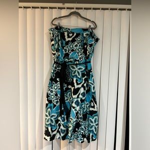 Strapless fun floral